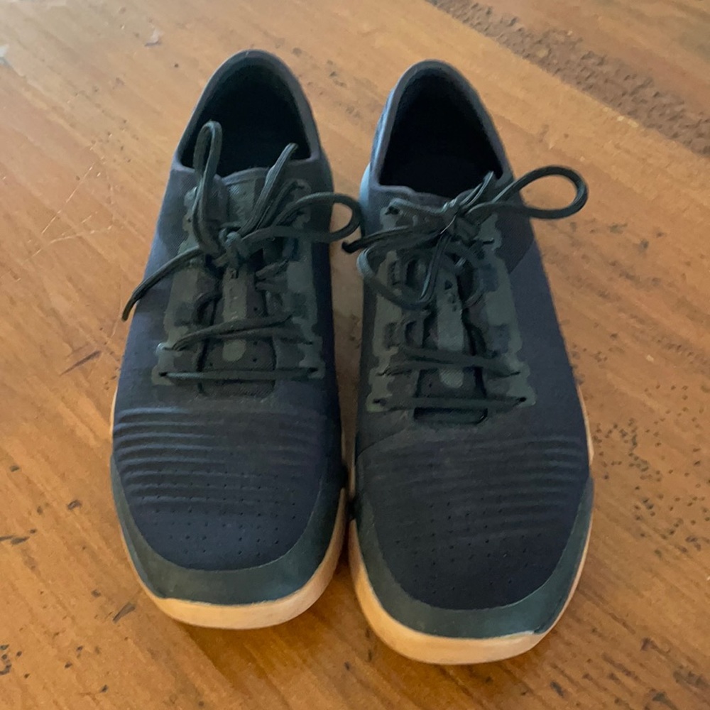 Under Armour cross trainers